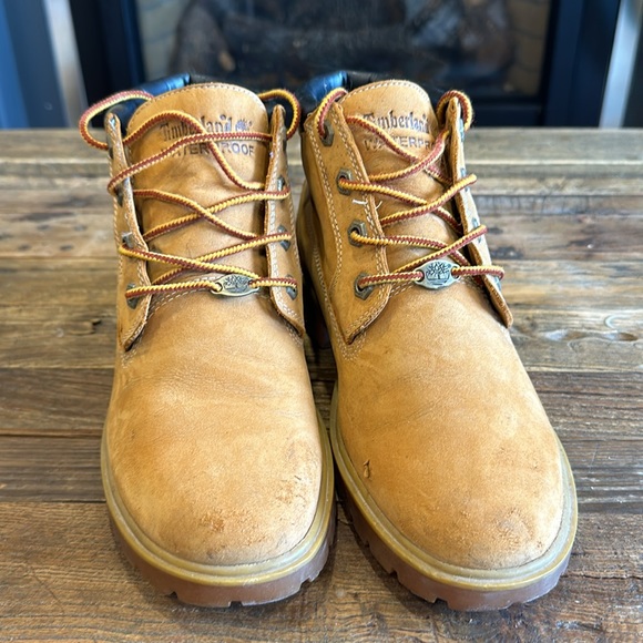 Nellie Lace Up Utility Waterproof Boots Shoes SZ 8.5M - Picture 2 of 3